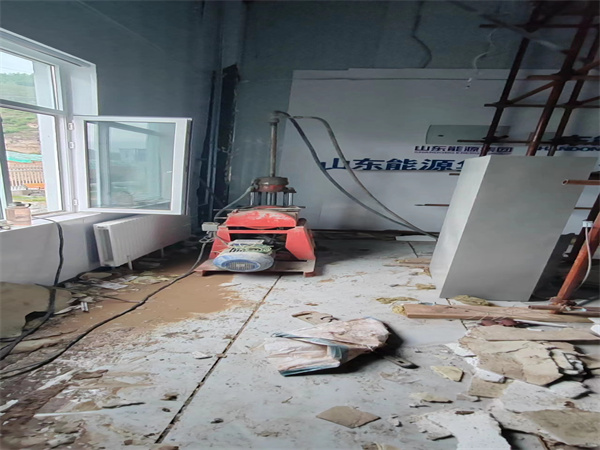 麻城地基基础下沉墙体裂缝加固注浆顶升施工